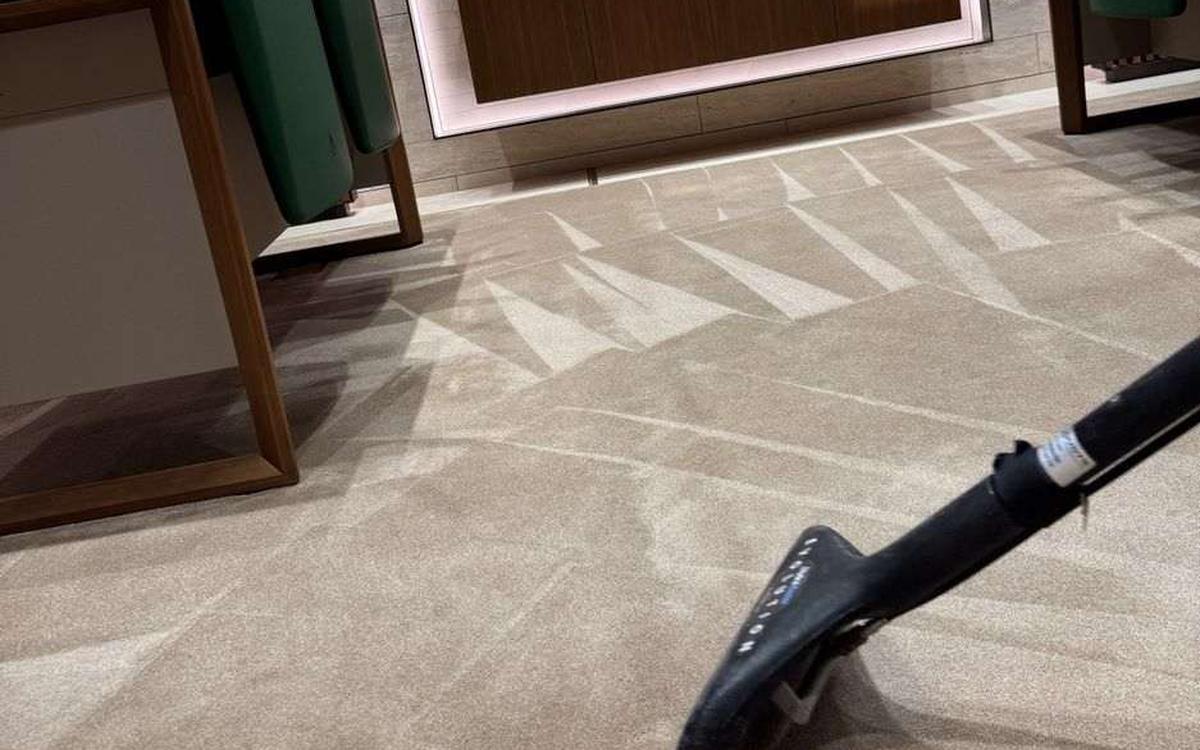 Strata and Body Corporate Carpet Cleaning on the Gold Coast: Who Actually Pays