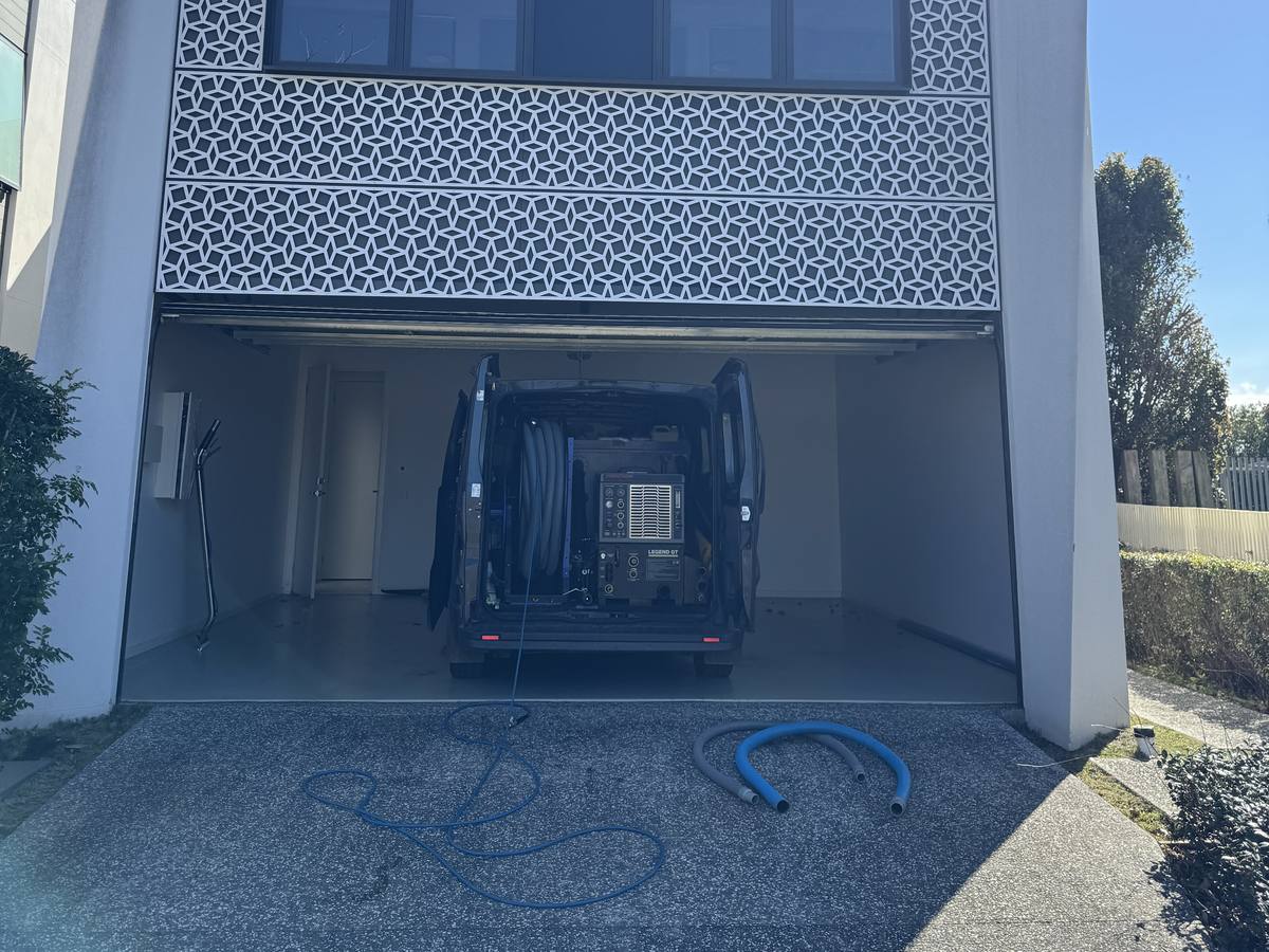 end of lease carpet cleaning Mermaid Waters CPH Services Gold Coast